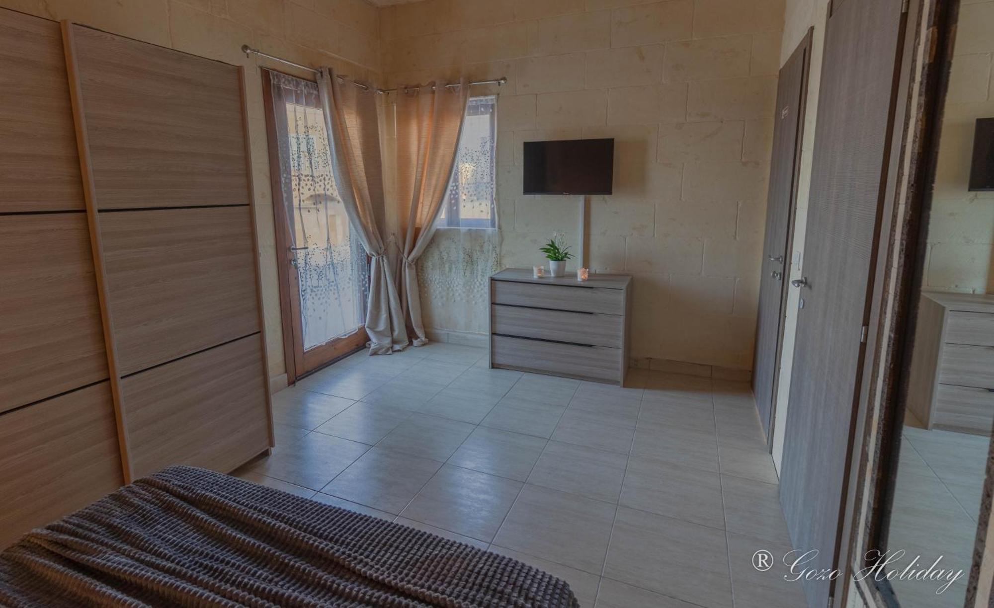 Vila Hollies Qala Exteriér fotografie