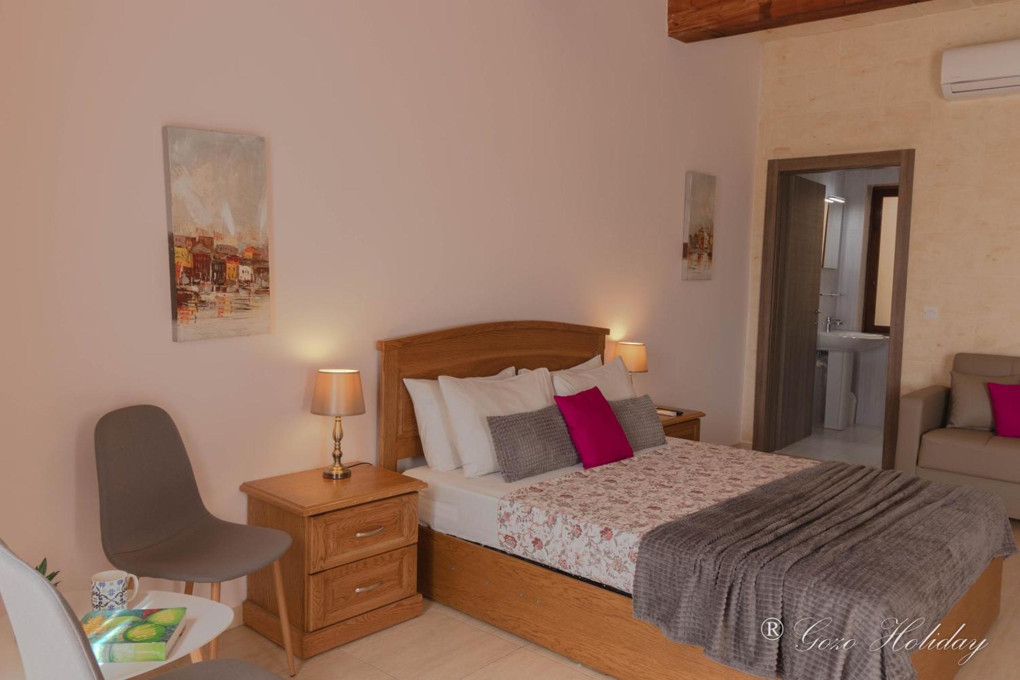 Vila Hollies Qala Exteriér fotografie
