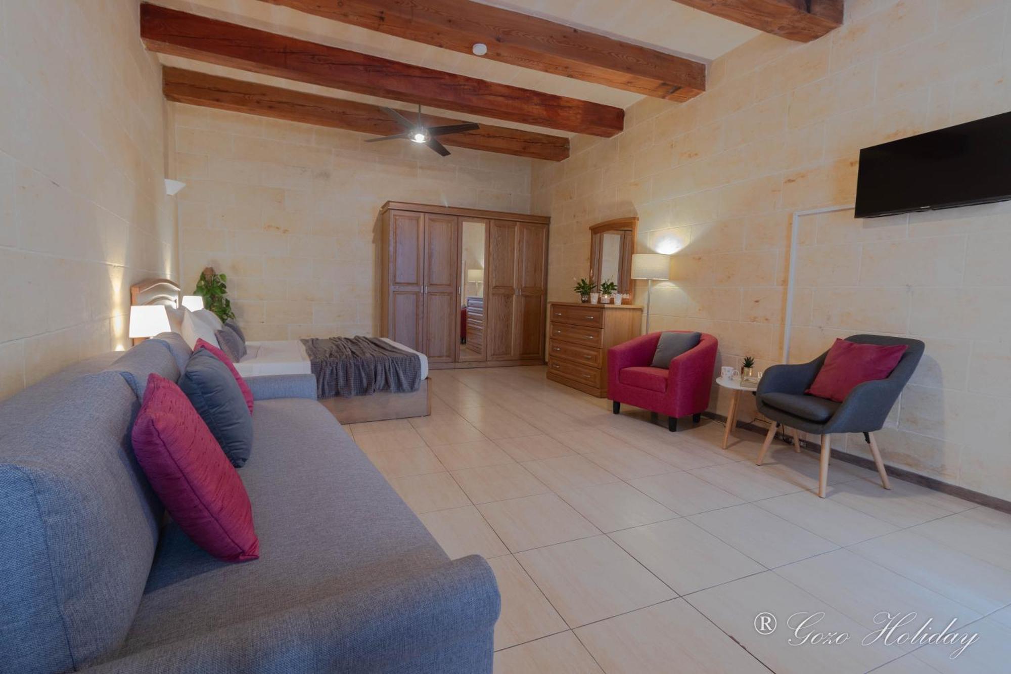Vila Hollies Qala Exteriér fotografie